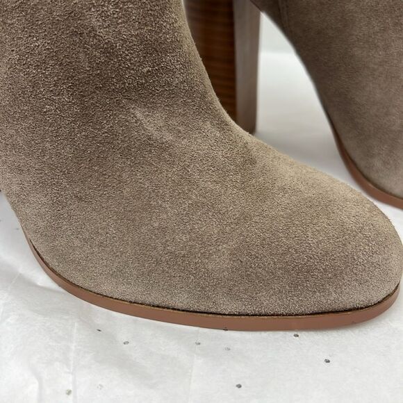 Dolce Vita Taupe suede boots high stacked heel EUC size 9.5M - Picture 3 of 14